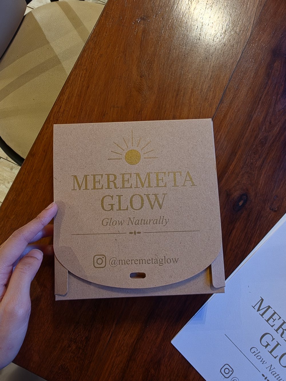 Meremeta Glow branding and packaging by HuRu Studios